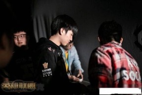 半岛体育app登录 - 内马尔遭遇十五连败，RNG教练面临压力！